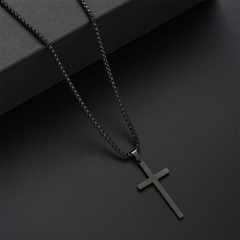 Conjunto de colar, pingente, pulseira e anel cruz